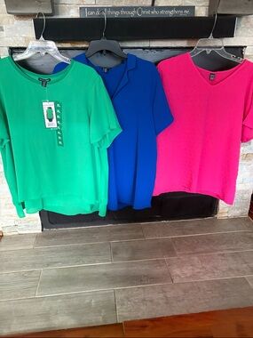 Hilary Radley Green Flutter Sleeve Top